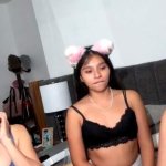 Putitas Hacen Una Pijamada