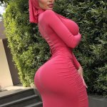 Sexy curvy muslim arab hijab