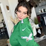 JuicyJade9 JuicyJade9 Posts X