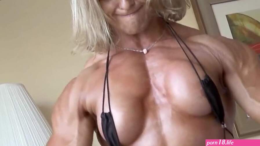 Nude female bodybuilders video